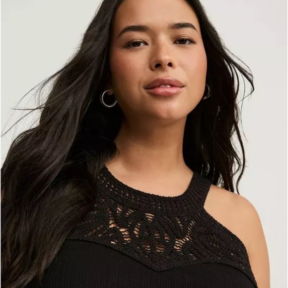 #T284- NWT Torrid Black Crochet Swing Tank Top-1x - Picture 3 of 13